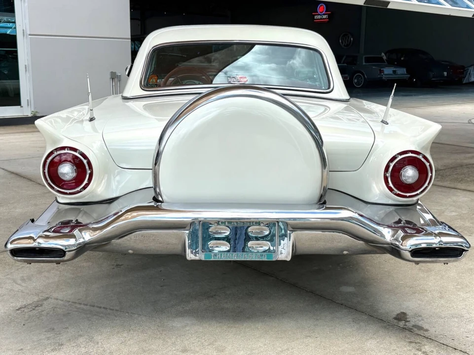 1957 Ford Thunderbird 1st Gen - Image 23 of 31