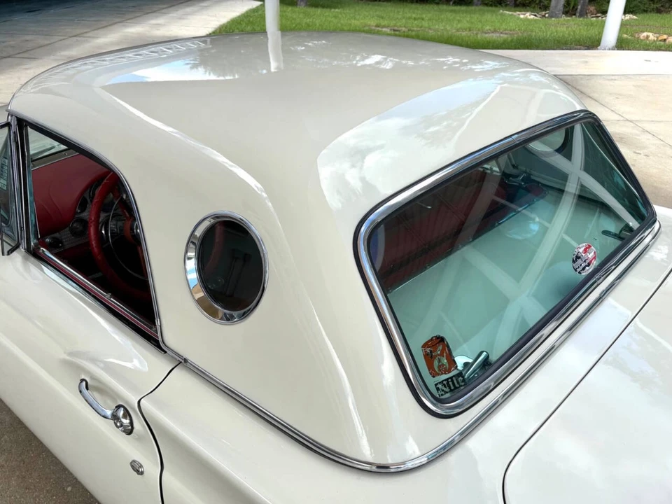 1957 Ford Thunderbird 1st Gen - Image 26 of 31