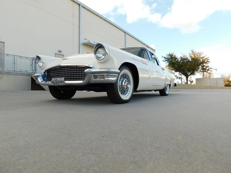 1957 Ford Thunderbird 1st Gen - Image 23 of 31