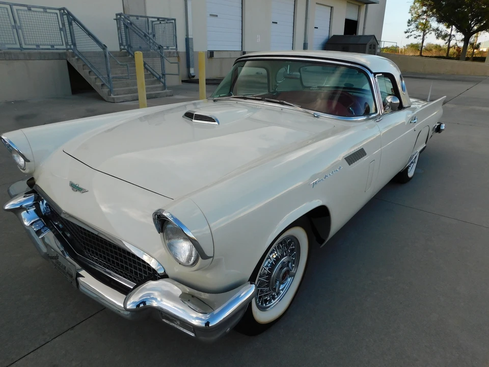 1957 Ford Thunderbird 1st Gen - Image 4 of 31