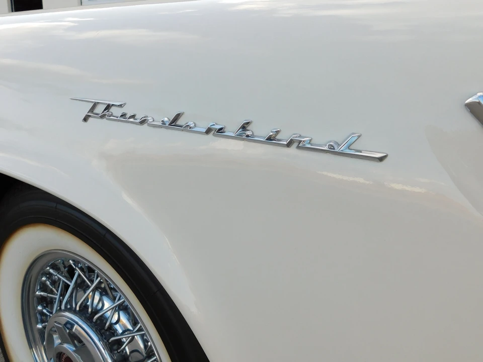 1957 Ford Thunderbird 1st Gen - Image 28 of 31