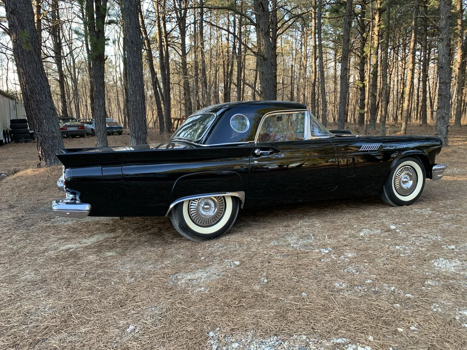 1957 Ford Thunderbird 1st Gen - Image 9 of 31