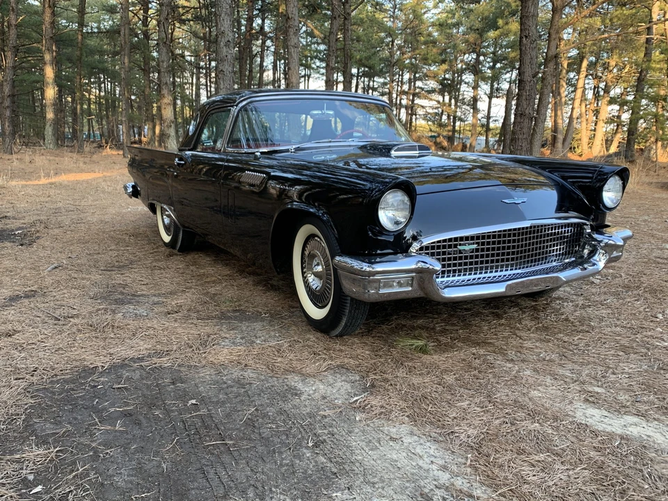 1957 Ford Thunderbird 1st Gen - Image 4 of 31