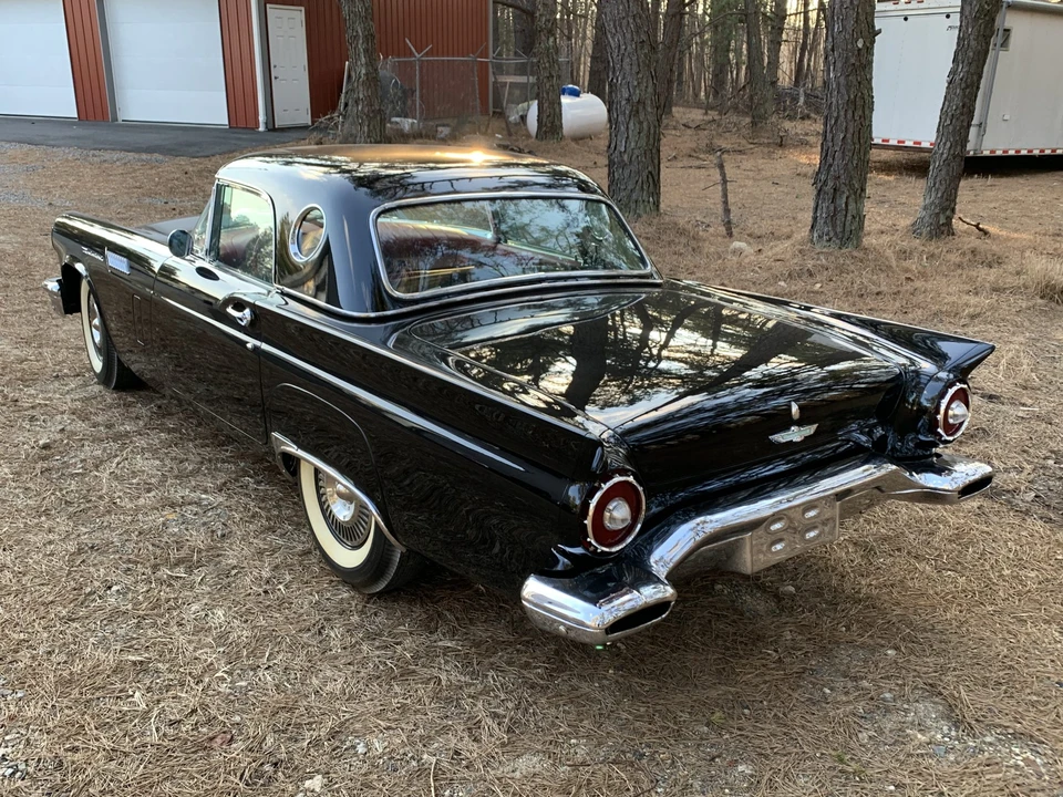 1957 Ford Thunderbird 1st Gen - Image 16 of 31