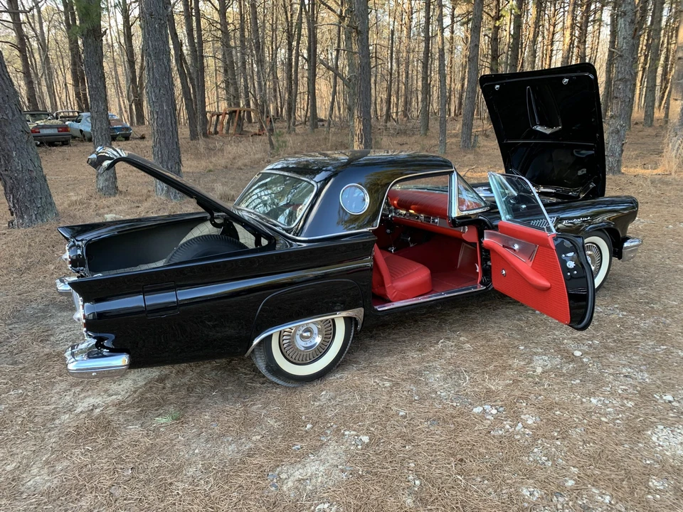 1957 Ford Thunderbird 1st Gen - Image 30 of 31