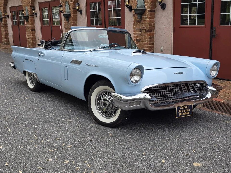 1957 Ford Thunderbird 1st Gen - Image 20 of 31