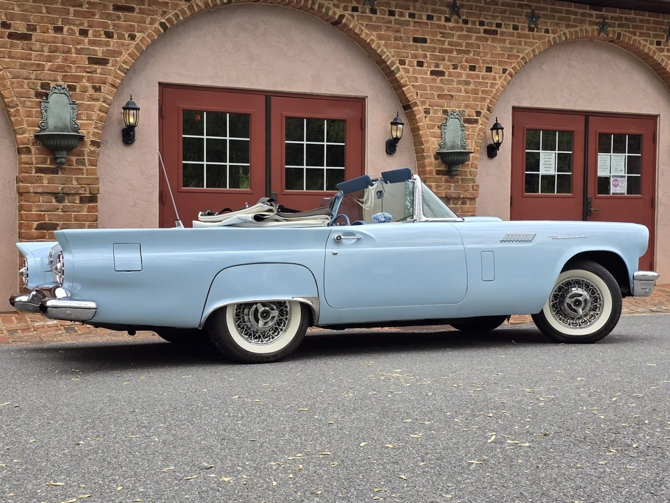 1957 Ford Thunderbird 1st Gen - Image 27 of 31