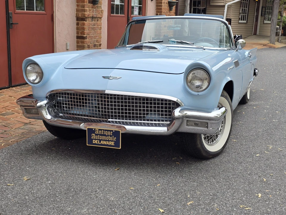 1957 Ford Thunderbird 1st Gen - Image 11 of 31