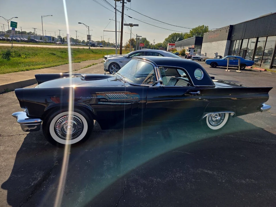 1957 Ford Thunderbird 1st Gen - Image 6 of 13