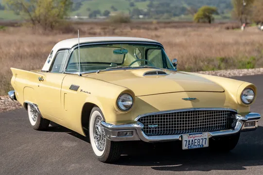 1957 Ford Thunderbird