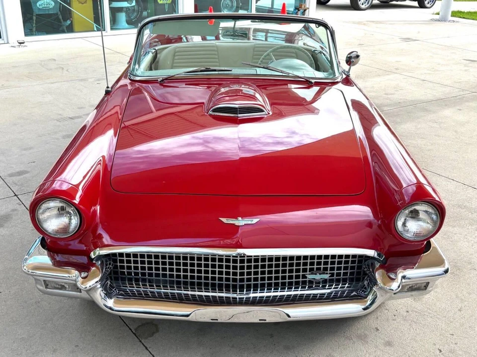 1957 Ford Thunderbird 1st Gen - Image 3 of 31
