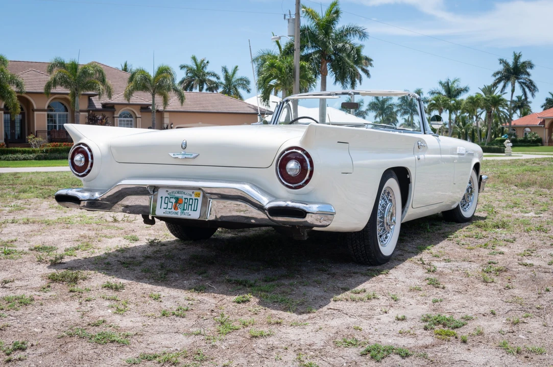 1957 Ford Thunderbird 1st Gen - Image 11 of 31