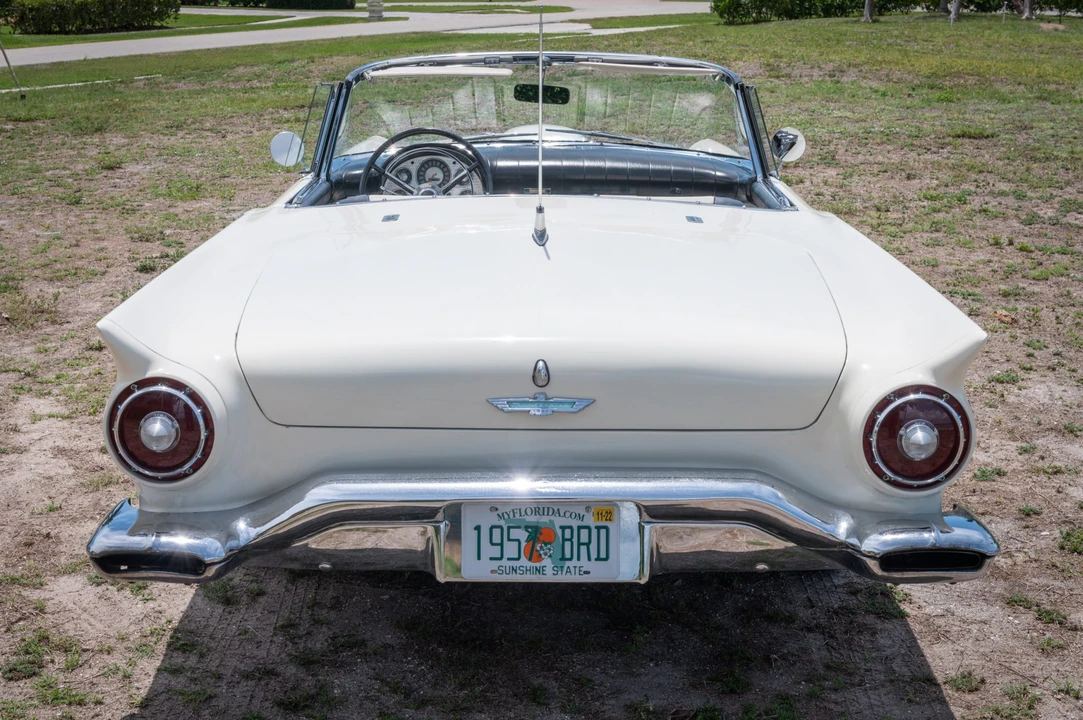 1957 Ford Thunderbird 1st Gen - Image 10 of 31