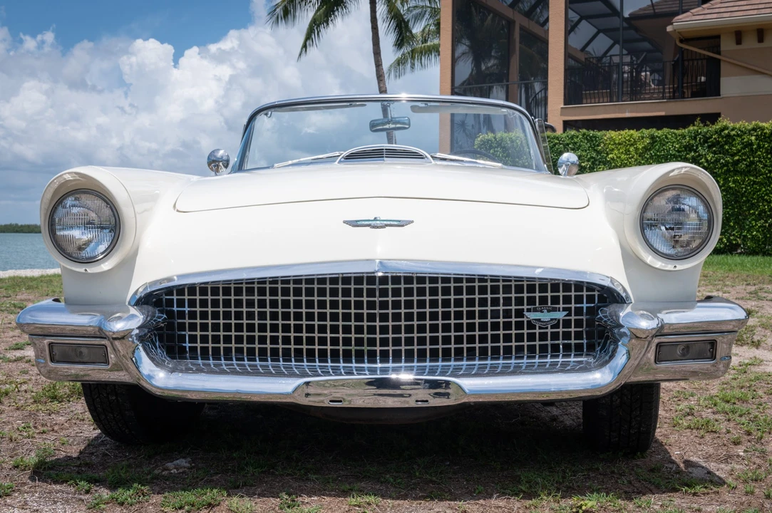 1957 Ford Thunderbird 1st Gen - Image 17 of 31