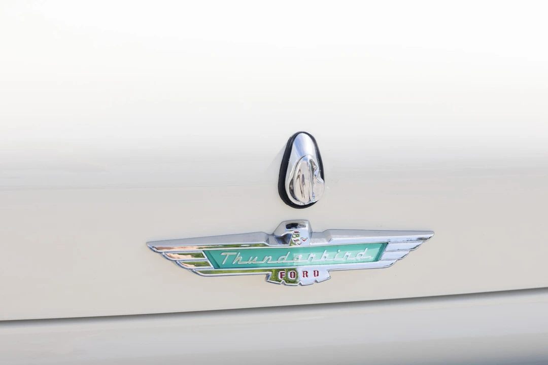 1957 Ford Thunderbird 1st Gen - Image 19 of 31