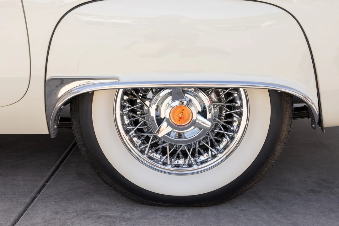 1957 Ford Thunderbird 1st Gen - Image 30 of 31