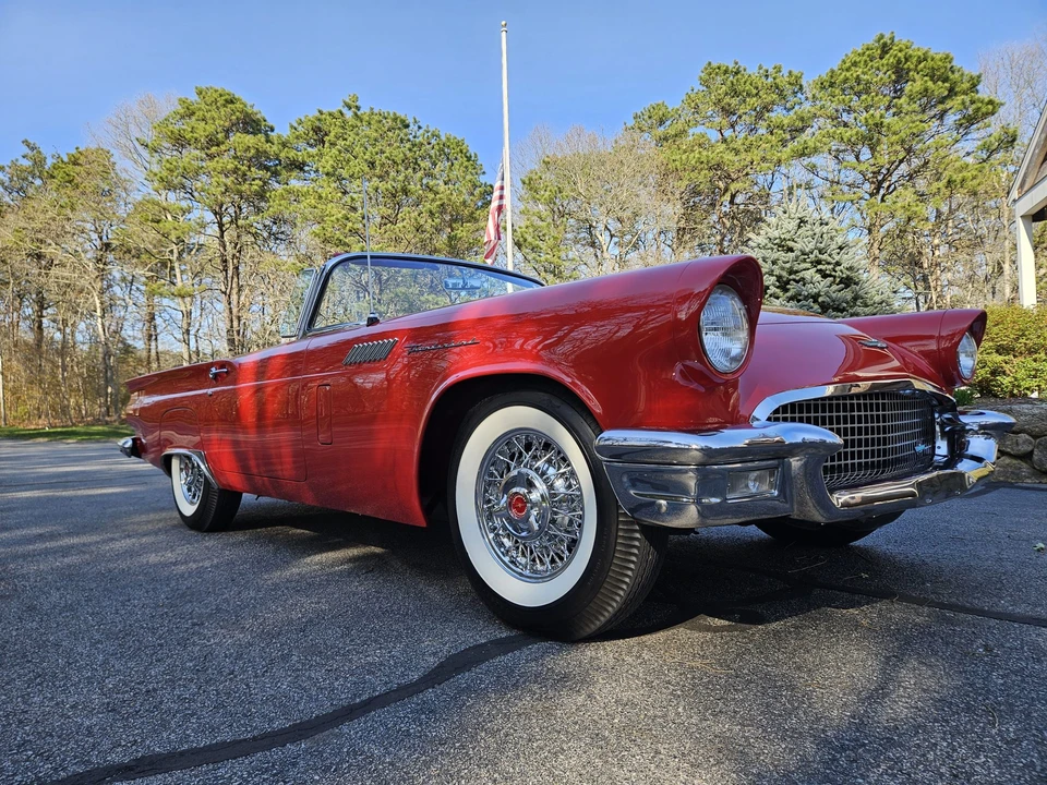 1957 Ford Thunderbird 1st Gen - Image 30 of 31
