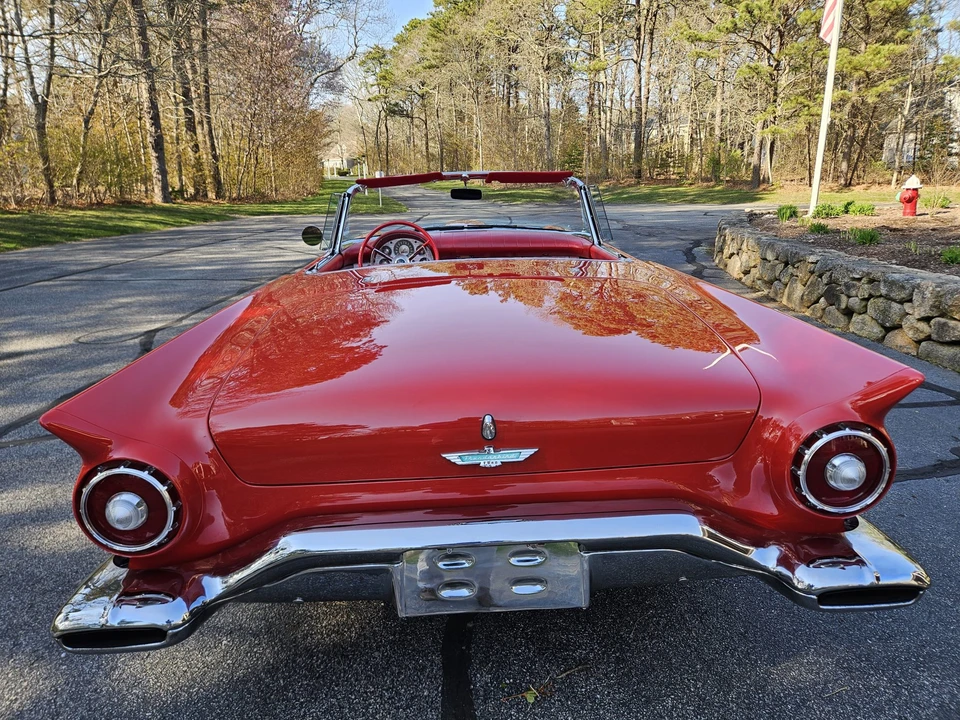 1957 Ford Thunderbird 1st Gen - Image 17 of 31