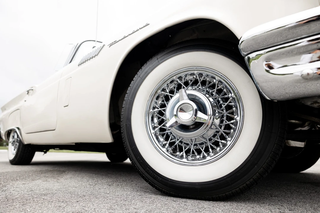 1957 Ford Thunderbird 1st Gen - Image 15 of 31