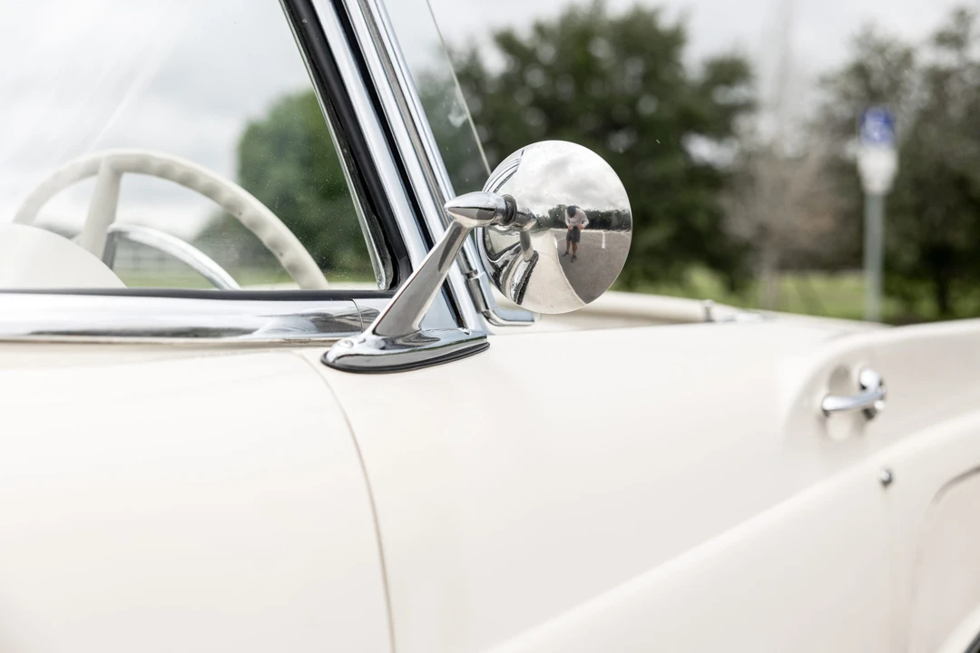 1957 Ford Thunderbird 1st Gen - Image 23 of 31