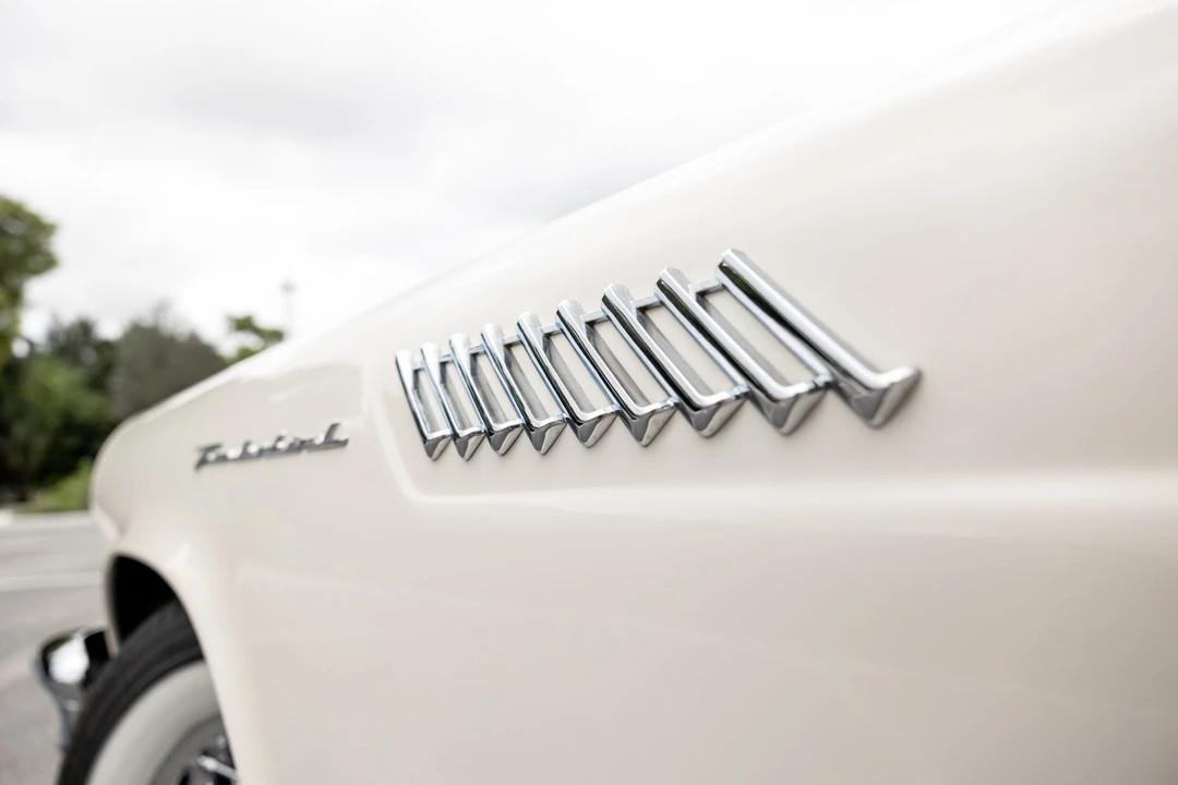 1957 Ford Thunderbird 1st Gen - Image 24 of 31