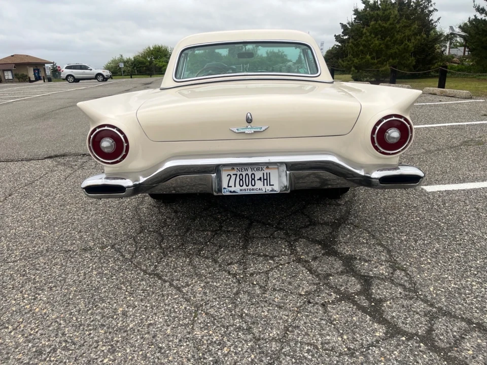 1957 Ford Thunderbird 1st Gen - Image 10 of 19