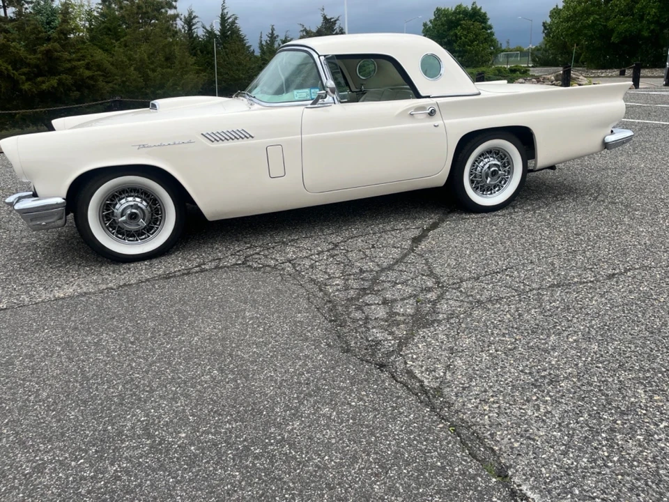 1957 Ford Thunderbird 1st Gen - Image 12 of 19