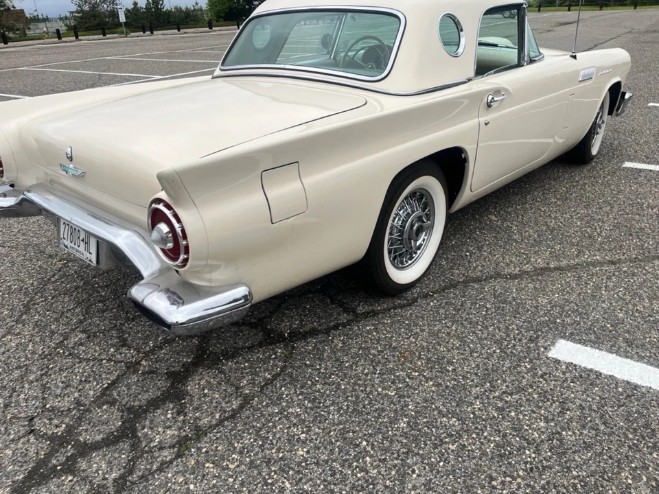 1957 Ford Thunderbird 1st Gen - Image 9 of 19