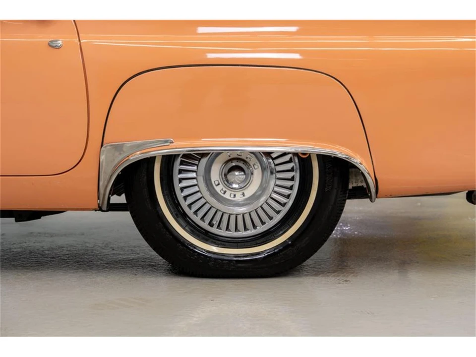 1957 Ford Thunderbird 1st Gen - Image 24 of 31