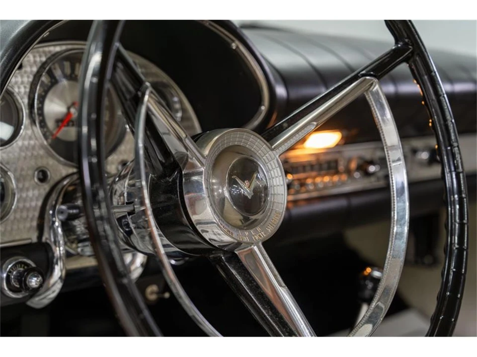 1957 Ford Thunderbird 1st Gen - Image 11 of 31