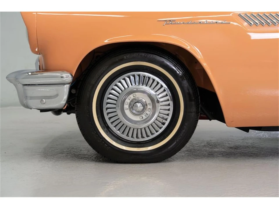 1957 Ford Thunderbird 1st Gen - Image 23 of 31