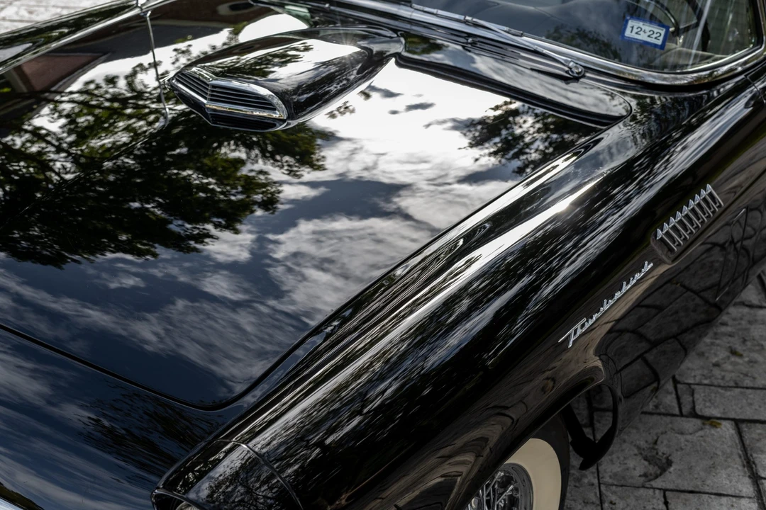 1957 Ford Thunderbird 1st Gen - Image 29 of 31
