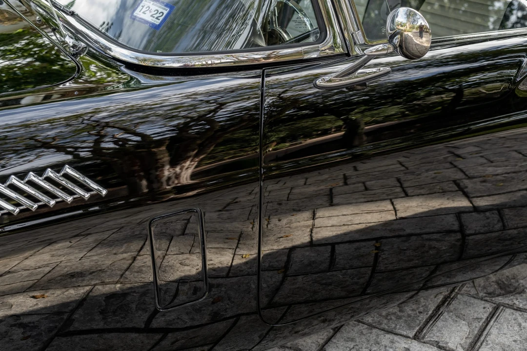 1957 Ford Thunderbird 1st Gen - Image 30 of 31