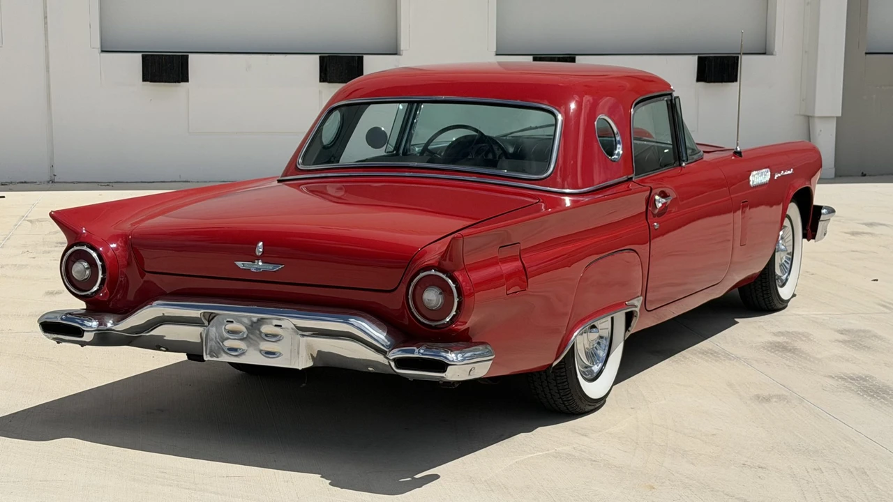 1957 Ford Thunderbird 1st Gen - Image 11 of 31