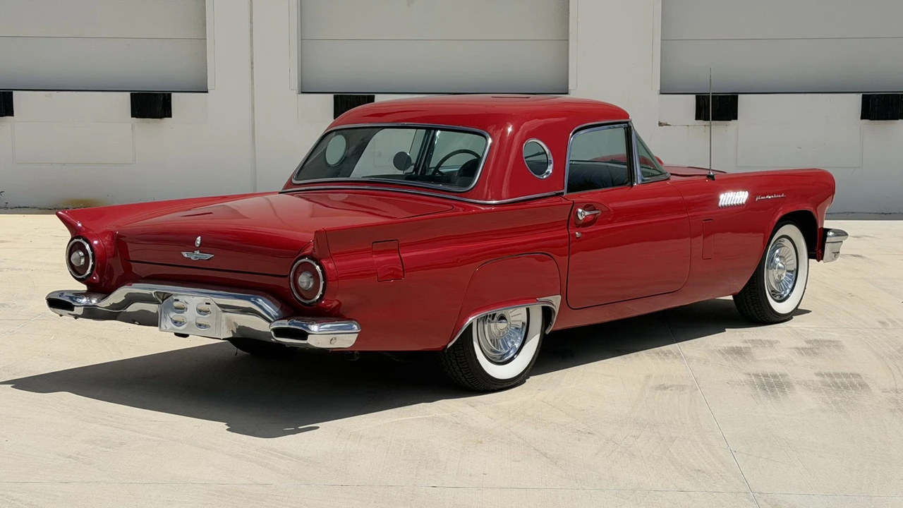 1957 Ford Thunderbird 1st Gen - Image 12 of 31