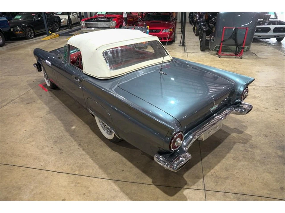 1957 Ford Thunderbird 1st Gen - Image 30 of 31