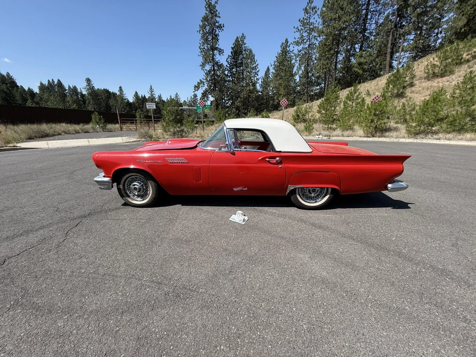 1957 Ford Thunderbird 1st Gen - Image 8 of 31
