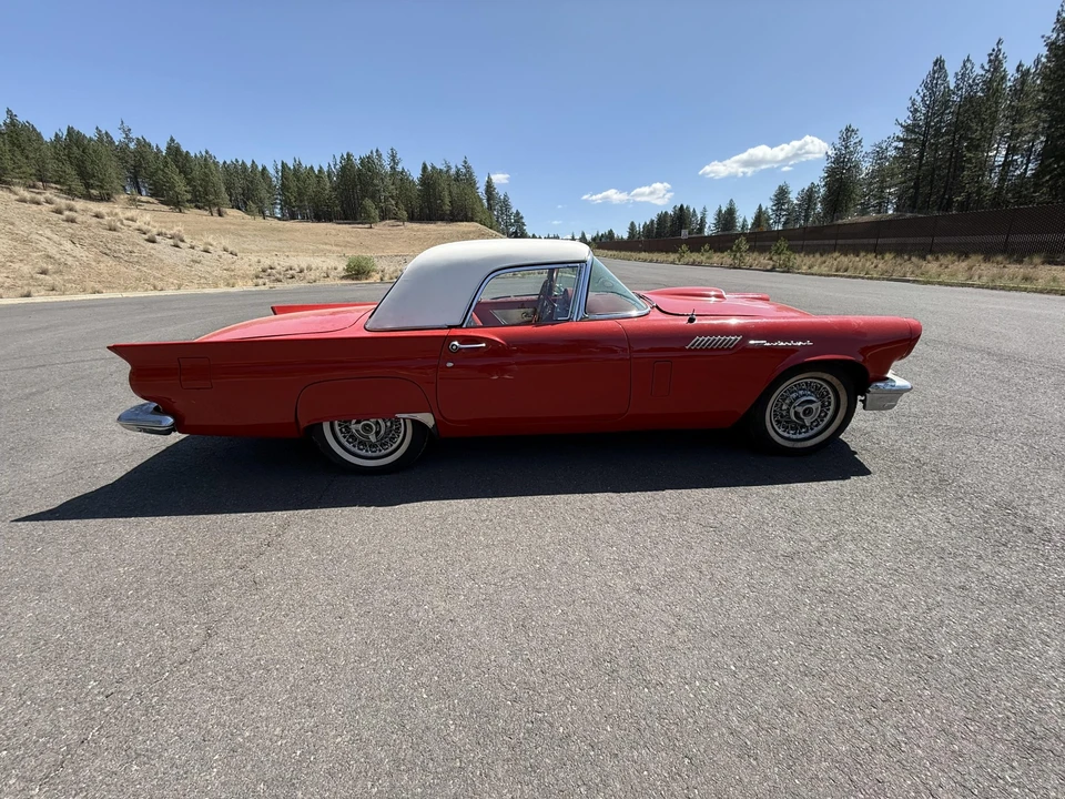 1957 Ford Thunderbird 1st Gen - Image 11 of 31