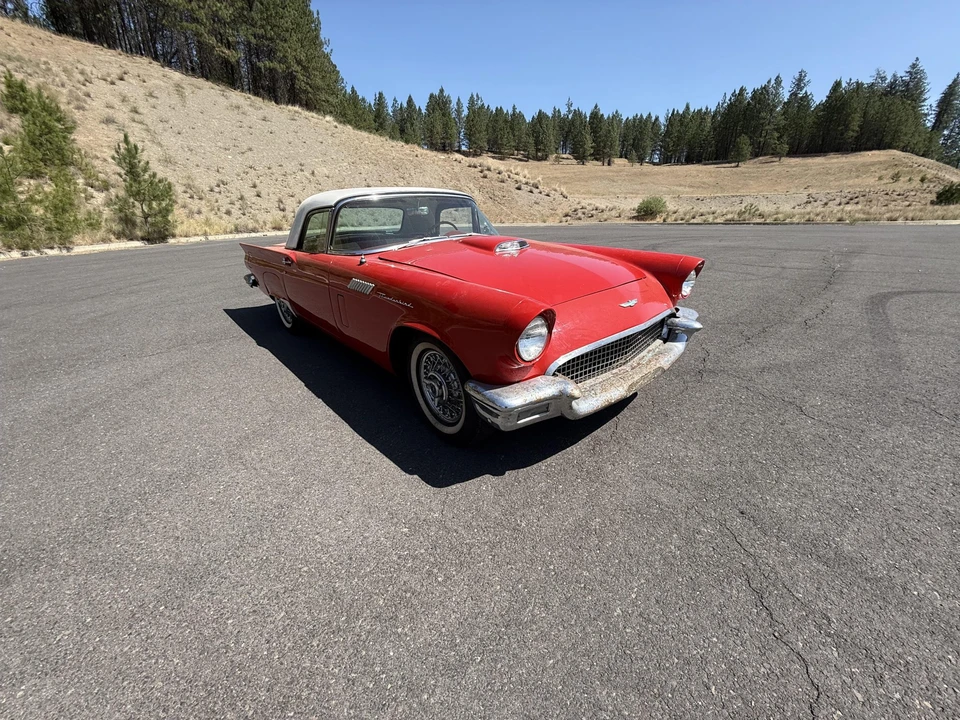 1957 Ford Thunderbird 1st Gen - Image 10 of 31