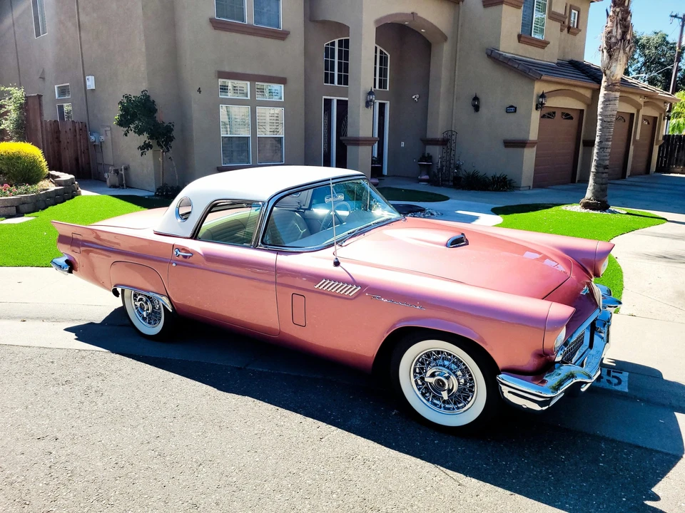 1957 Ford Thunderbird 1st Gen - Image 11 of 31