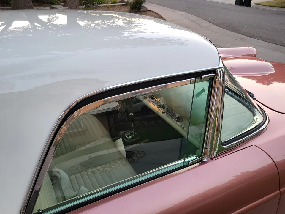 1957 Ford Thunderbird 1st Gen - Image 17 of 31