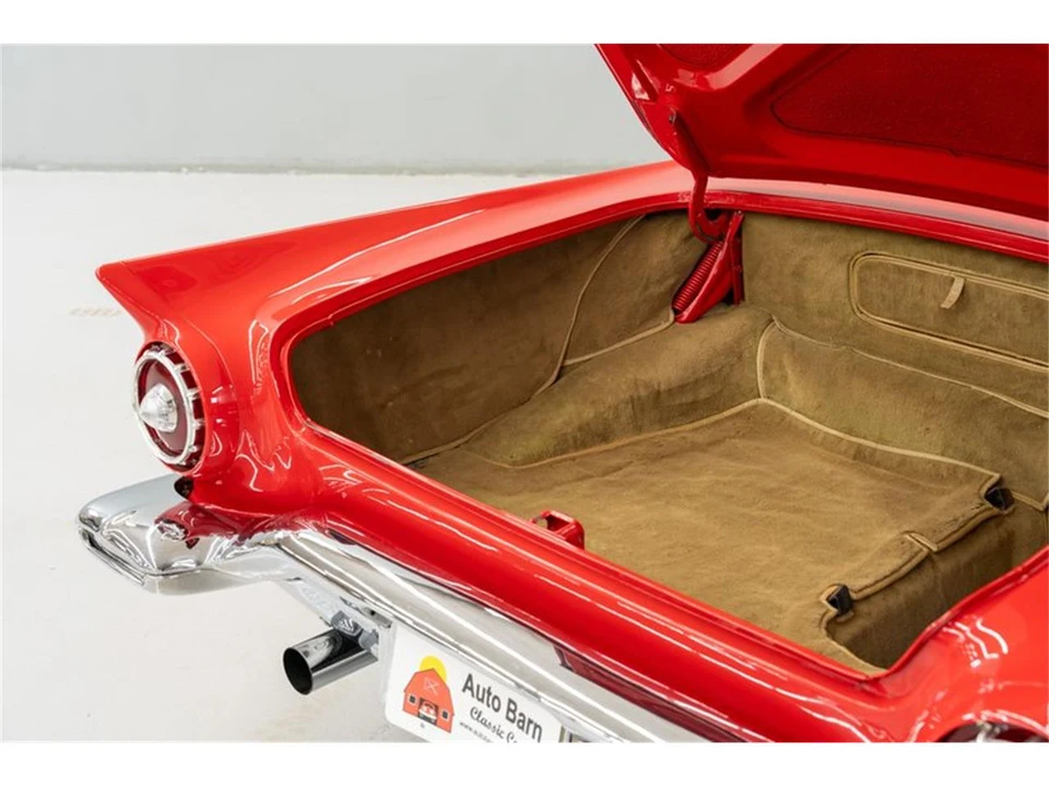 1957 Ford Thunderbird 1st Gen - Image 23 of 31