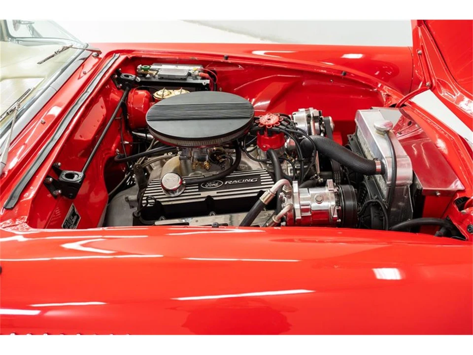 1957 Ford Thunderbird 1st Gen - Image 29 of 31