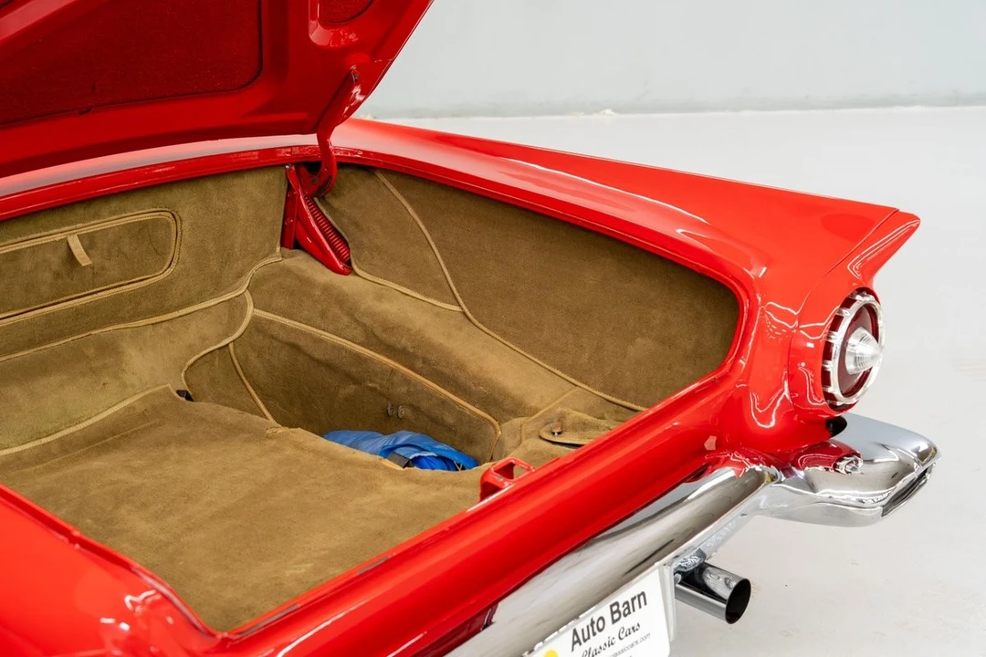 1957 Ford Thunderbird 1st Gen - Image 26 of 31