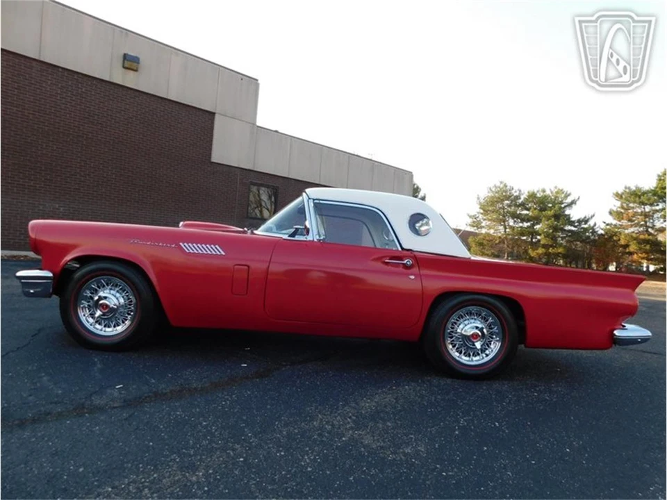 1957 Ford Thunderbird 1st Gen - Image 8 of 31