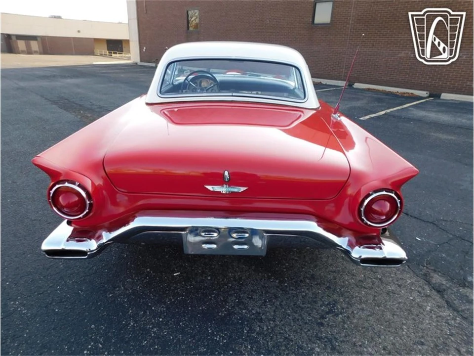 1957 Ford Thunderbird 1st Gen - Image 18 of 31