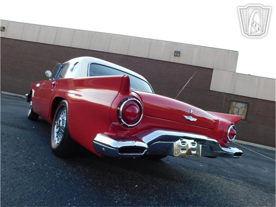 1957 Ford Thunderbird 1st Gen - Image 14 of 31
