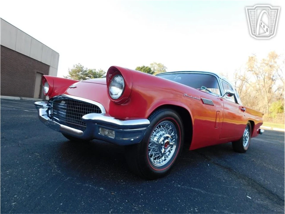 1957 Ford Thunderbird 1st Gen - Image 4 of 31