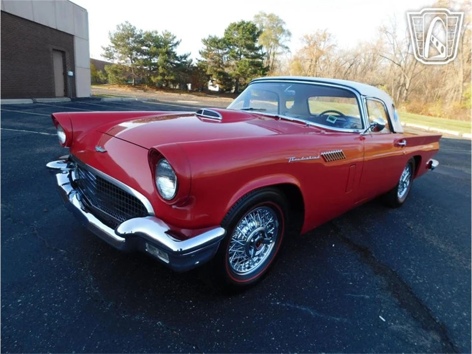 1957 Ford Thunderbird 1st Gen - Image 5 of 31