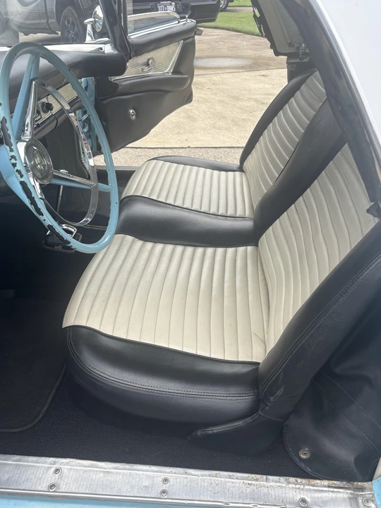 1957 Ford Thunderbird 1st Gen - Image 19 of 31